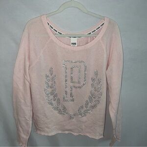 LIGHT PINK LIGHTWEIGHT VICTORIA’S SECRET/PINK SWEATER WITH RHINESTONES